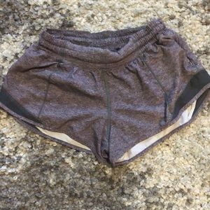 Lululemon hotty hot low-rise lined short